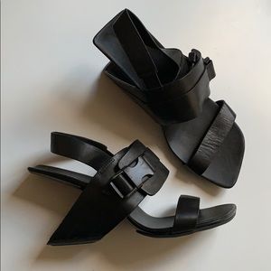 Architectural sandals by United Nude